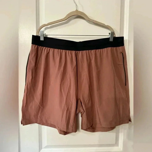 NWT Rhone Men’s Sienna Brown 7” Mako Unlined Tech Shorts - Size XXL - Picture 1 of 9